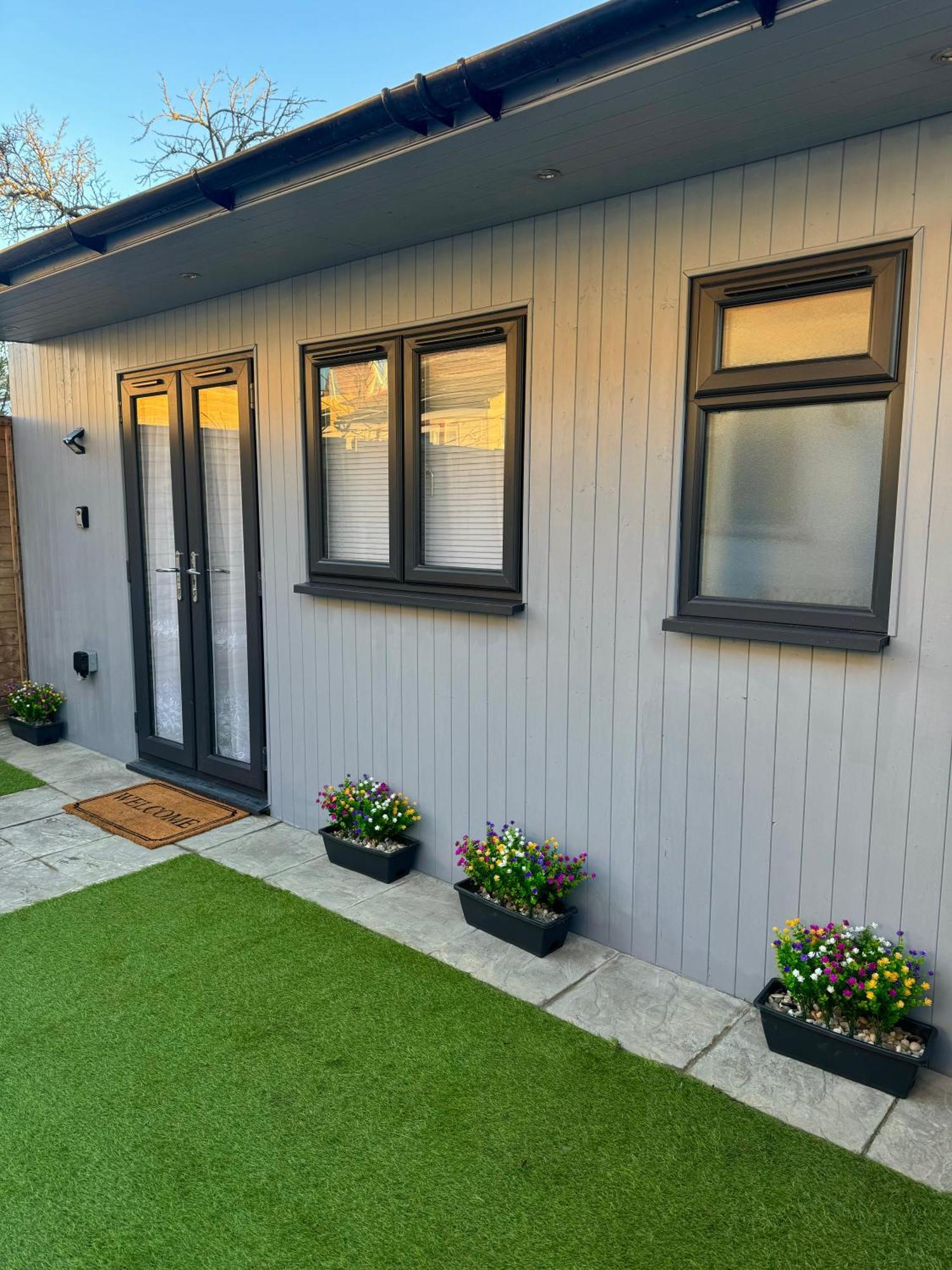 Cozy Cabin London Exterior foto